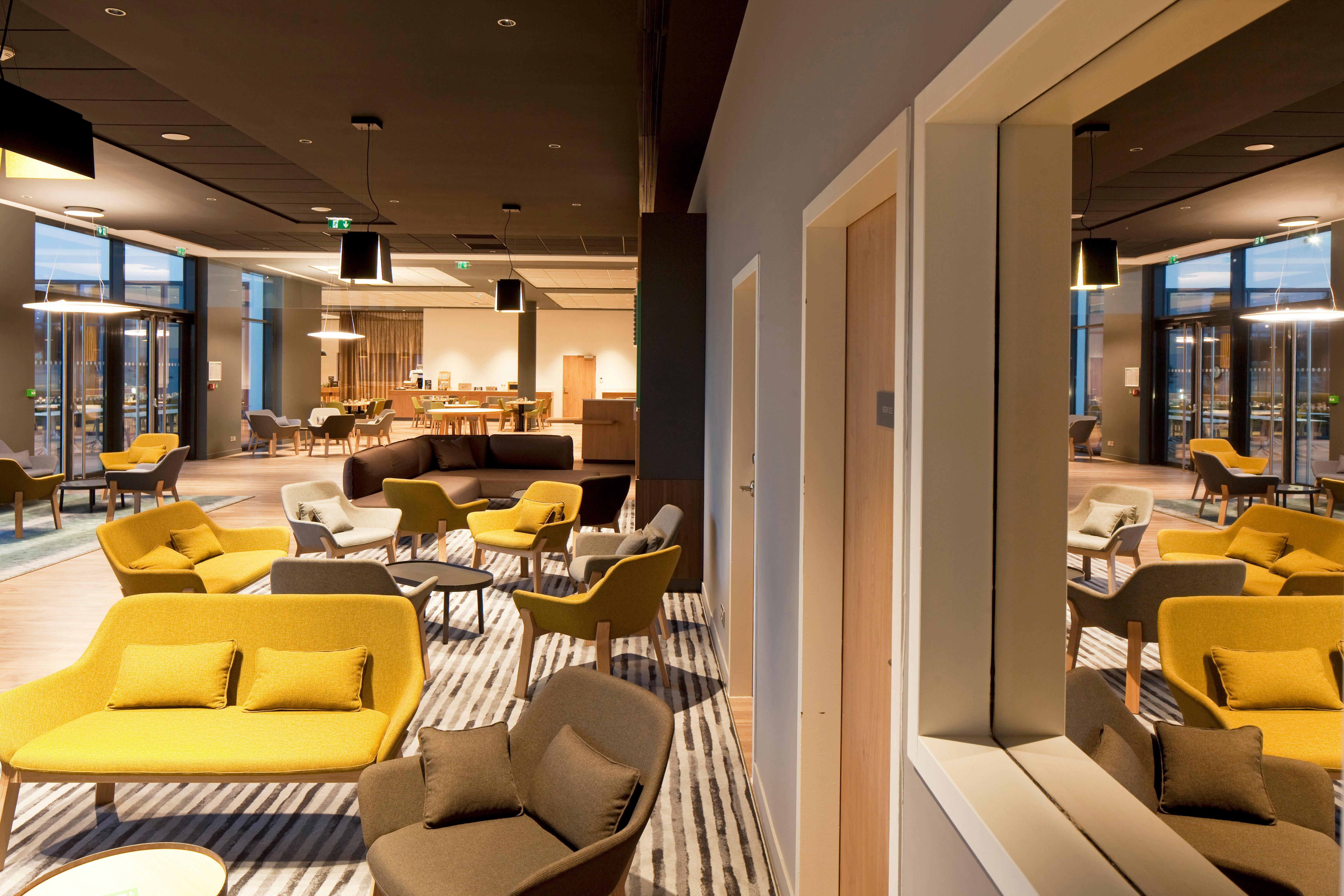 Holiday Inn Paris Cdg Airport An Ihg Hotel Roissy-en-France Eksteriør billede