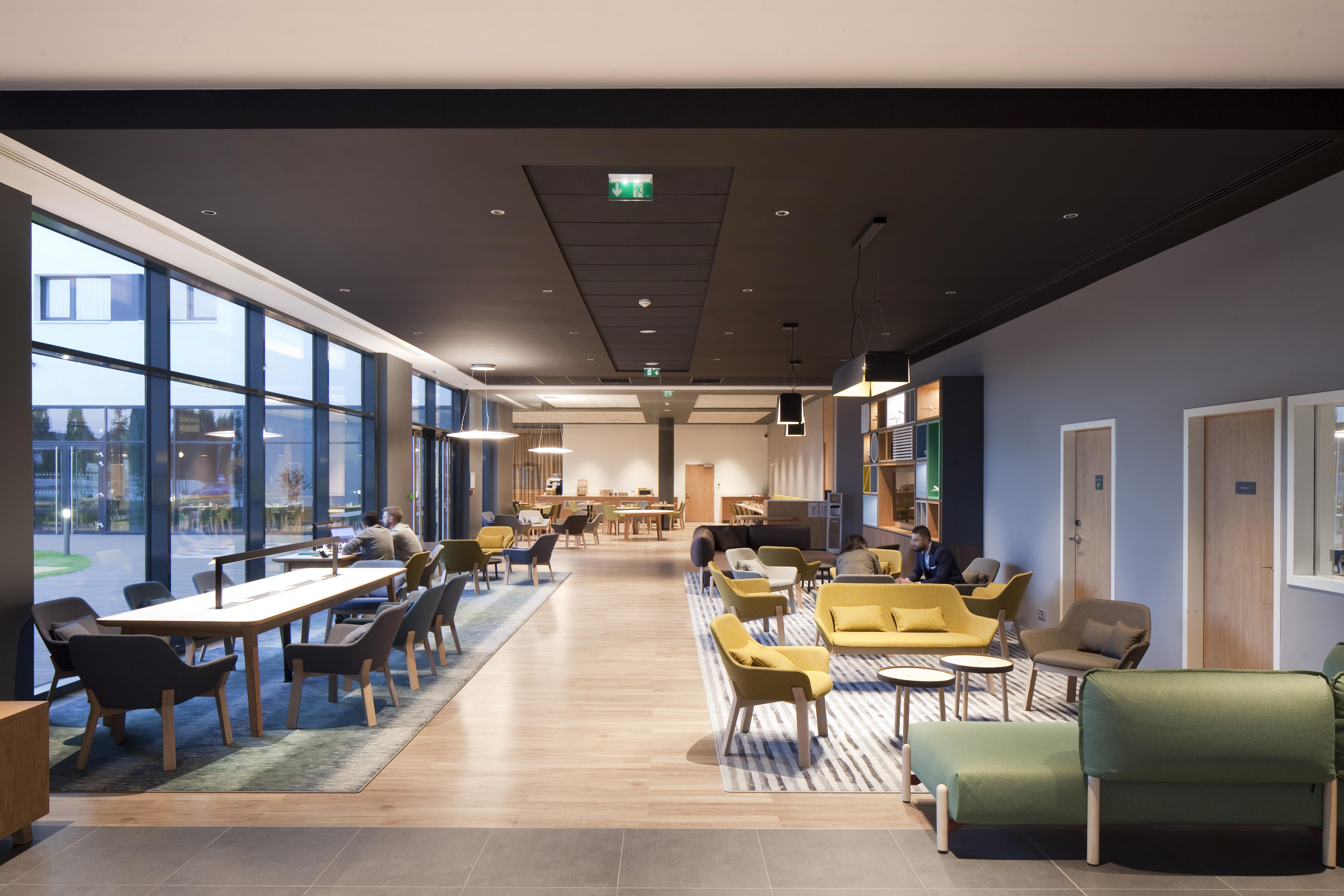 Holiday Inn Paris Cdg Airport An Ihg Hotel Roissy-en-France Eksteriør billede